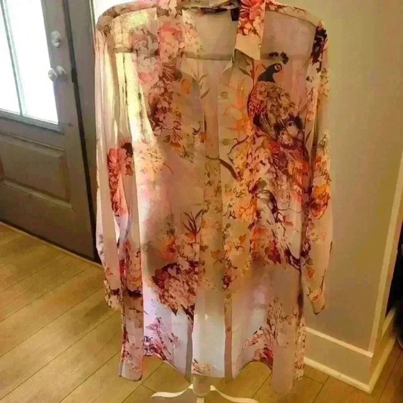 DENNIS by Dennis Basso Long Sheer Top - Picture 1 of 8